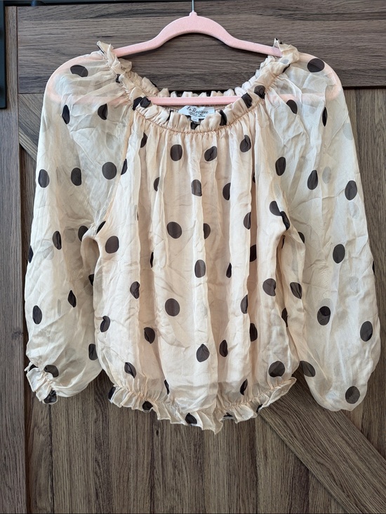 Le Ragazze Tops - Le Ragazze Silk Blend Polka Dot Off-Shoulder Blouse - Medium | Made in Italy